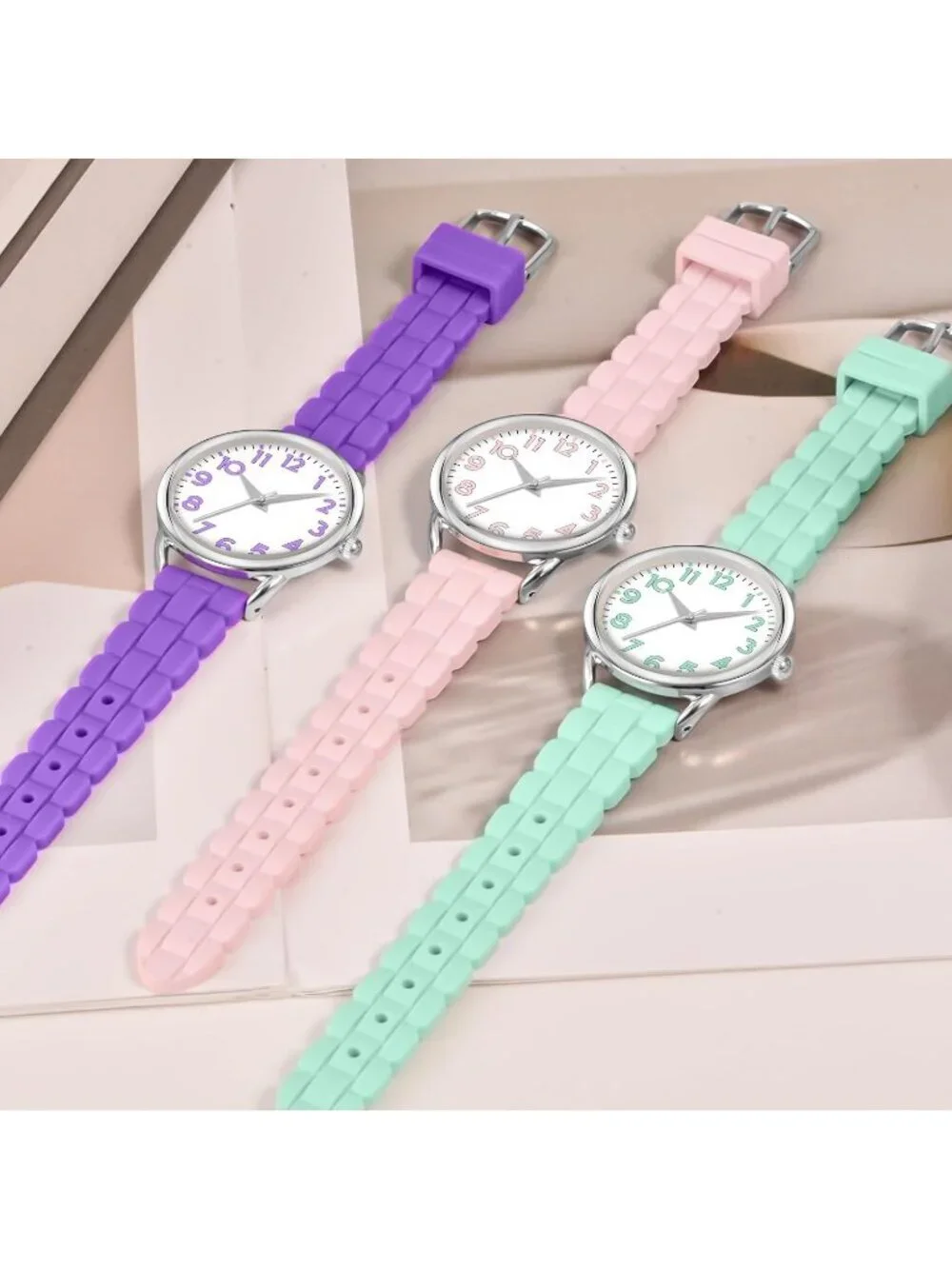 Women's Pink/White Big Face Easy Reader Silicone Strap Water Proof 35MM Watch